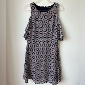 Women’s Banana Republic cap sleeve dress, size 4 petite